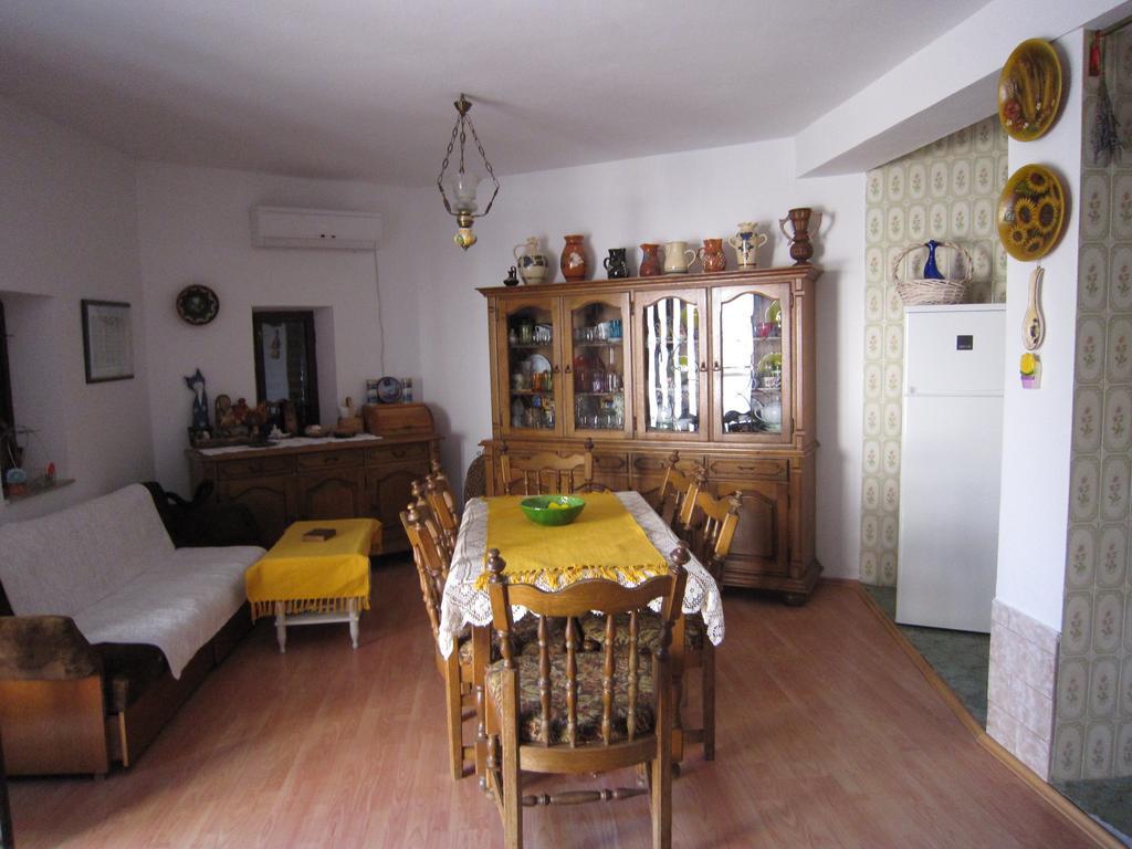 Holiday Home Mona Igrane Bilik gambar